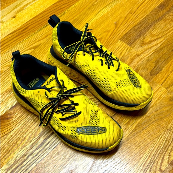 Keen Vibrant Yellow and Black Sneakers Men’s 12 WK400 - Picture 1 of 3
